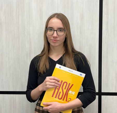 Полина Олейникова